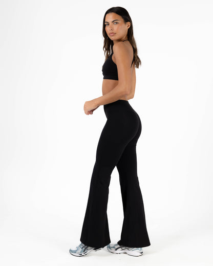 FlowTech™ Flared Leggings