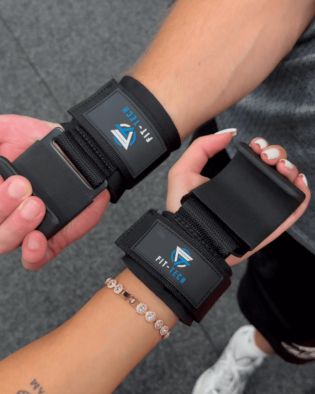 Couples Power Hooks™ Black Set